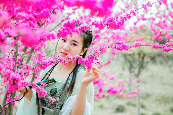 武汉桑拿行业暗箱操作,暗访视频曝光真相! 武汉桑拿行业暗箱操作,暗访视频曝光真相!